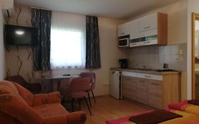 Tünde Apartman